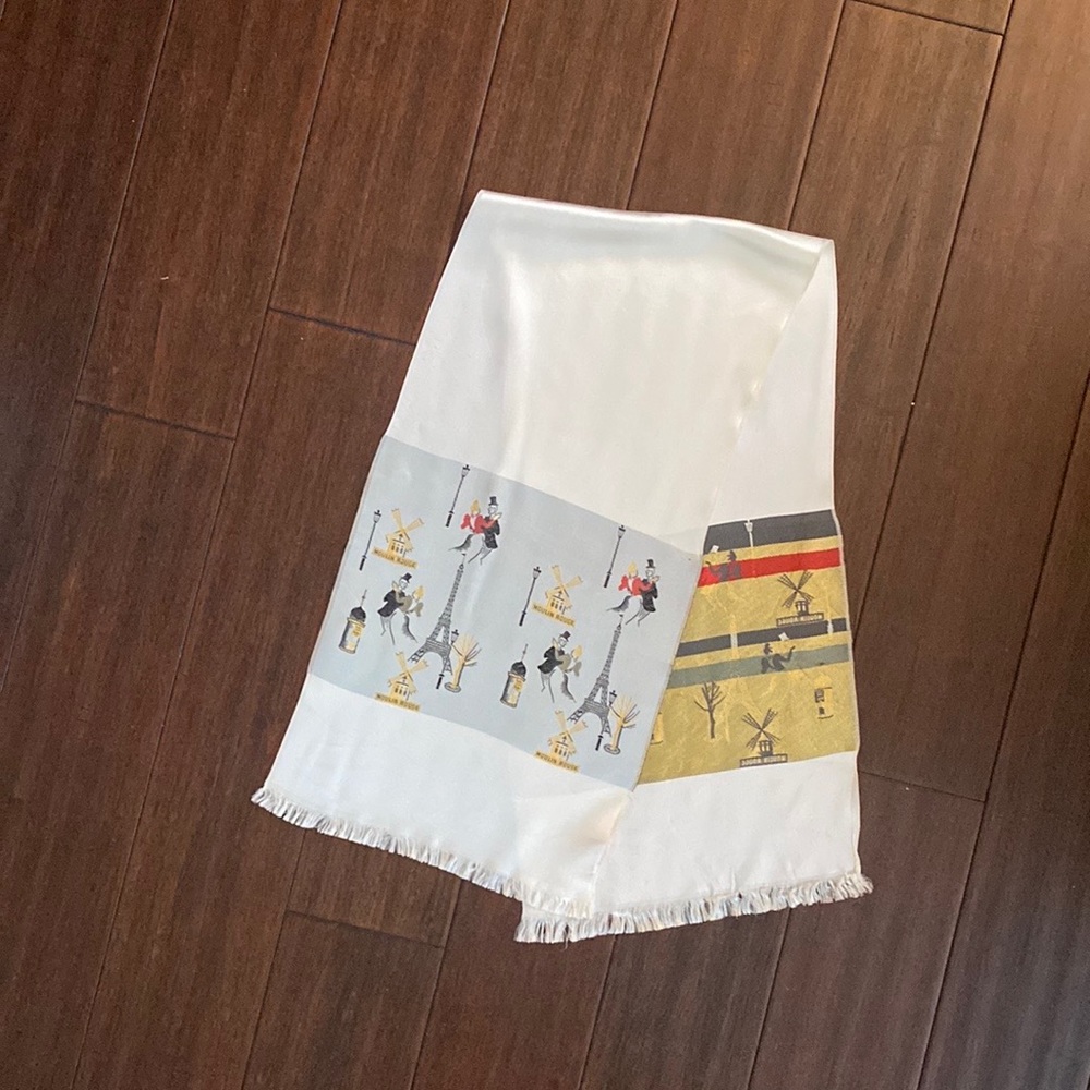 Vintage Denise Francelle dresser scarf